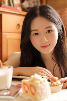 激烈吃奶动图